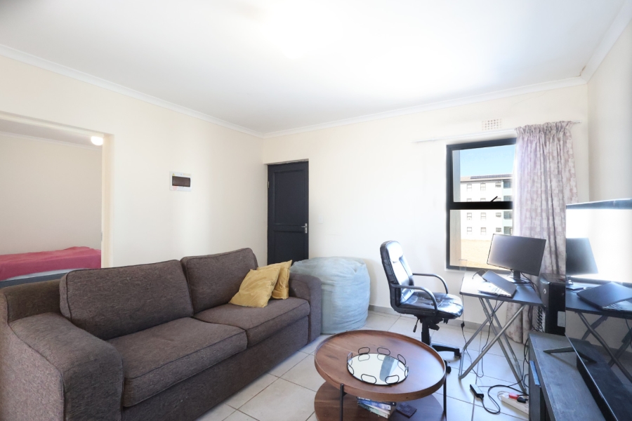 2 Bedroom Property for Sale in Parklands Western Cape